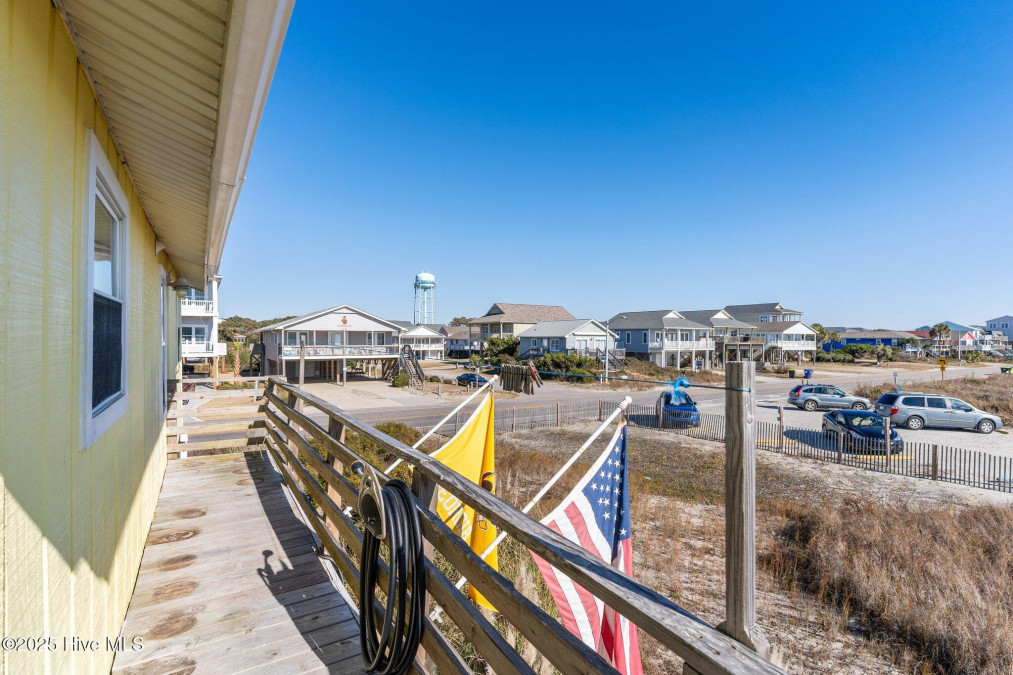 5227 Beach Dr Oak Island, NC 28465