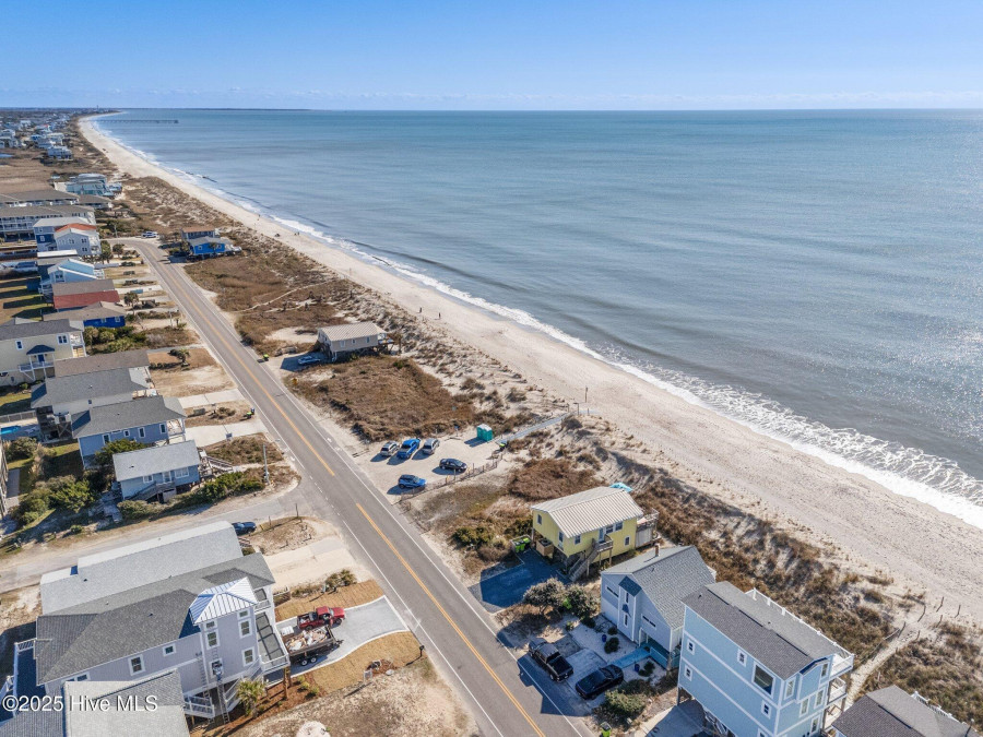 5227 Beach Dr Oak Island, NC 28465