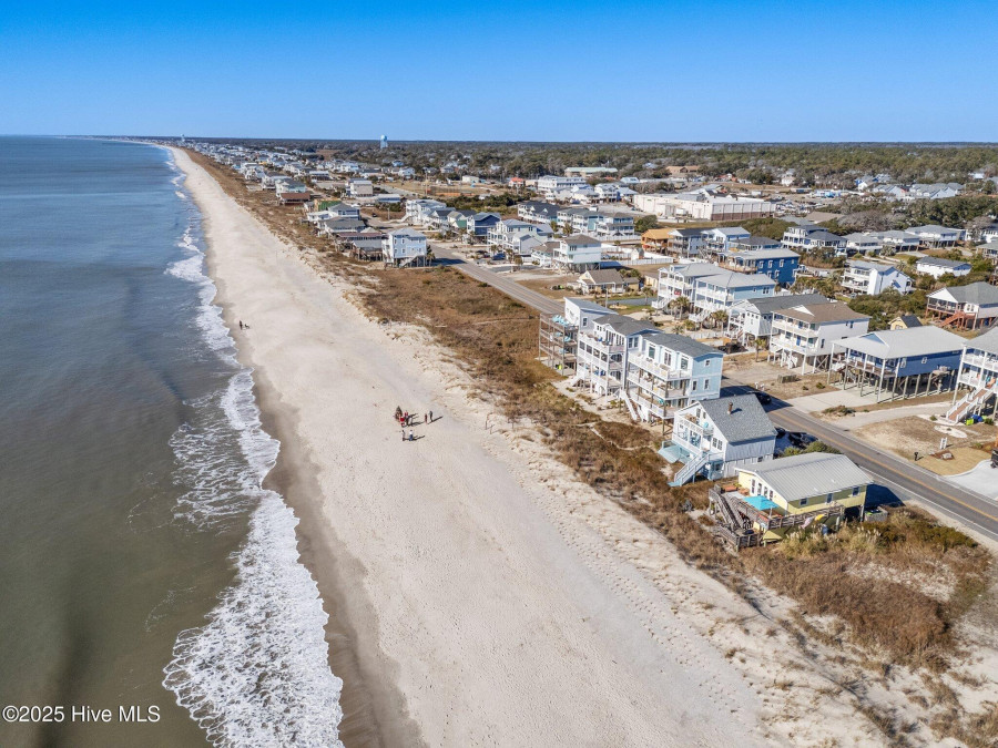 5227 Beach Dr Oak Island, NC 28465