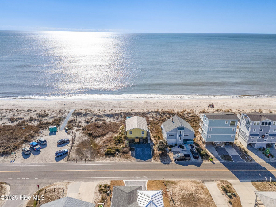 5227 Beach Dr Oak Island, NC 28465