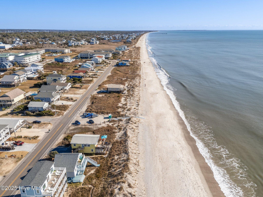 5227 Beach Dr Oak Island, NC 28465