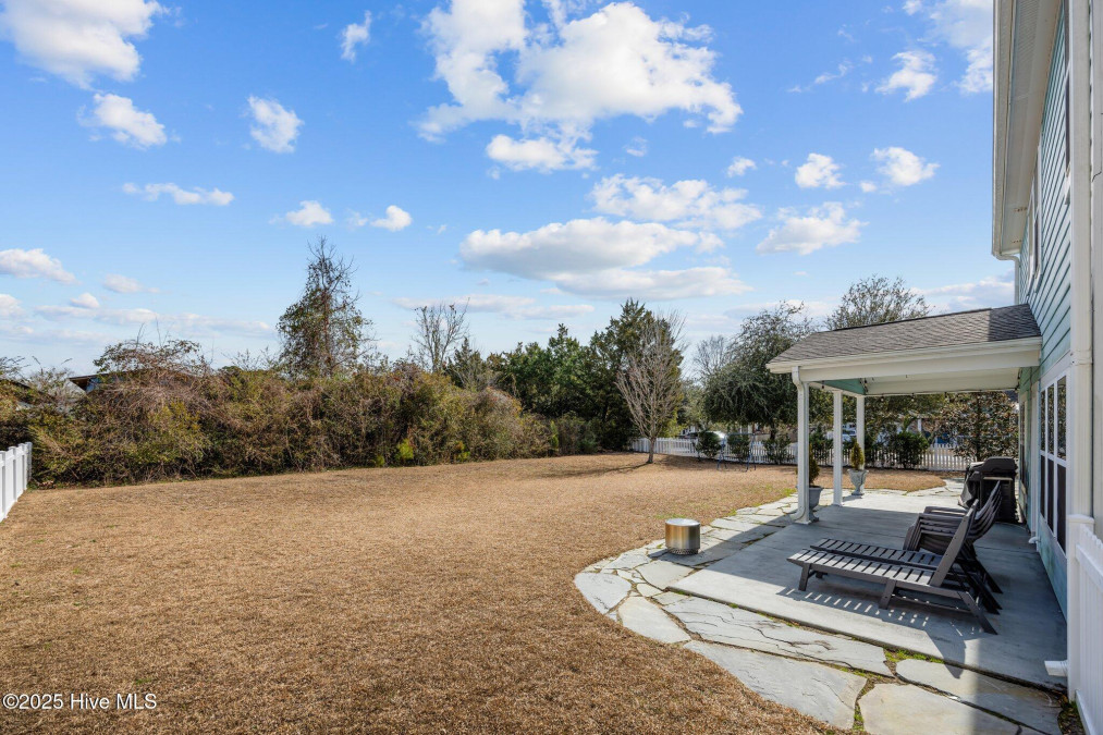 204 Brig Dr Hampstead, NC 28443