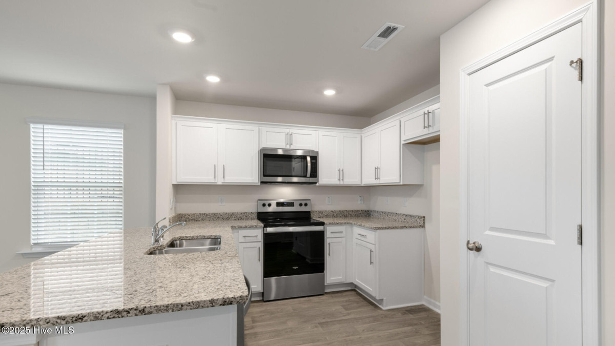 3300 Tatlock Way Greenville, NC 27834