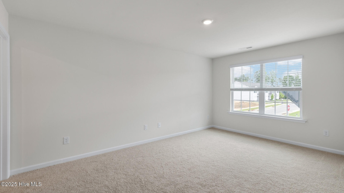 3300 Tatlock Way Greenville, NC 27834