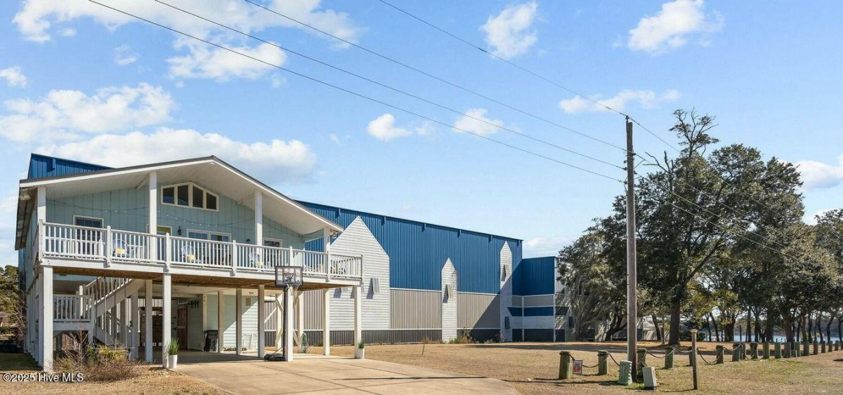 2029 Whispering Pine St Ocean Isle Beach, NC 28469