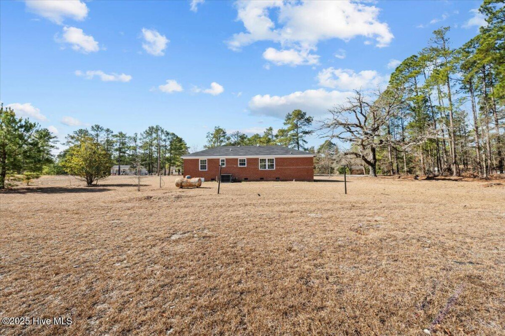 19621 Salley Mcnair Rd Laurinburg, NC 28352