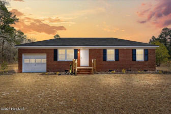 19621 Salley Mcnair Rd Laurinburg, NC 28352