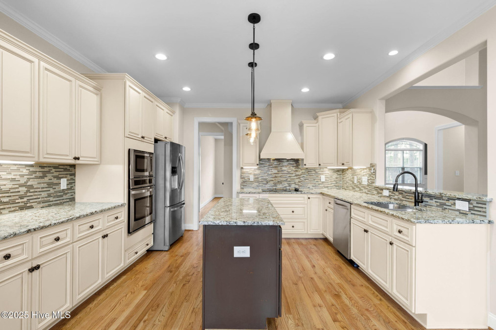 127 Skipping Water Dr Spring Lake, NC 28390