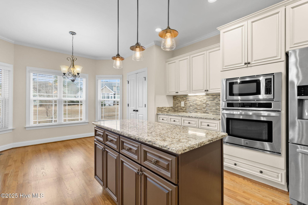 127 Skipping Water Dr Spring Lake, NC 28390
