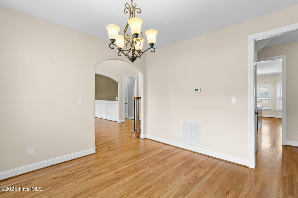 127 Skipping Water Dr Spring Lake, NC 28390