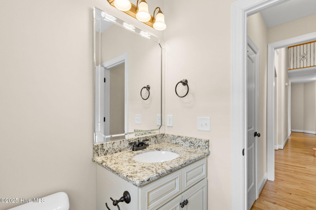 127 Skipping Water Dr Spring Lake, NC 28390