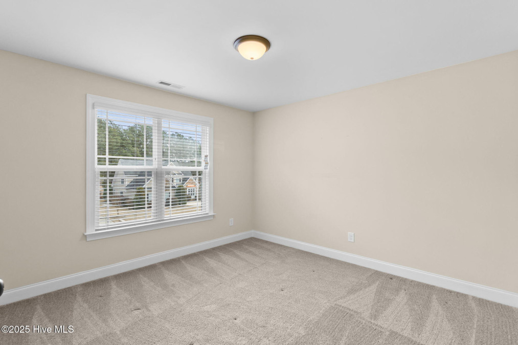 127 Skipping Water Dr Spring Lake, NC 28390