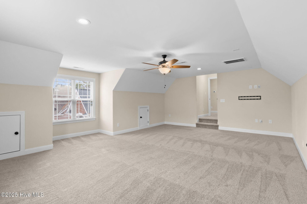 127 Skipping Water Dr Spring Lake, NC 28390