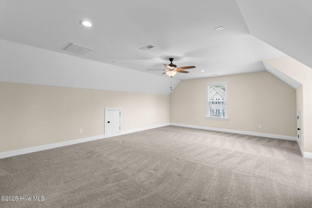 127 Skipping Water Dr Spring Lake, NC 28390