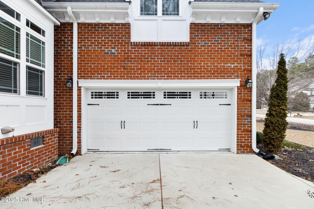 127 Skipping Water Dr Spring Lake, NC 28390
