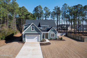 110 Berkshire Ln Hampstead, NC 28443