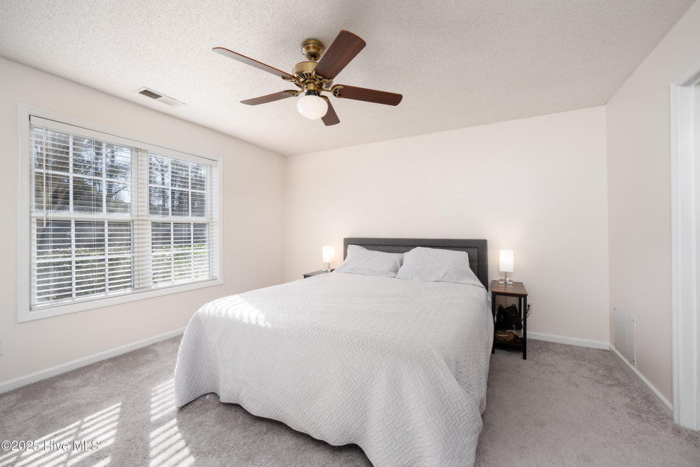 5006 Hunters Trl Wilmington, NC 28405