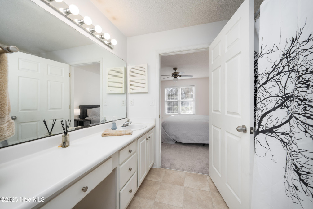 5006 Hunters Trl Wilmington, NC 28405