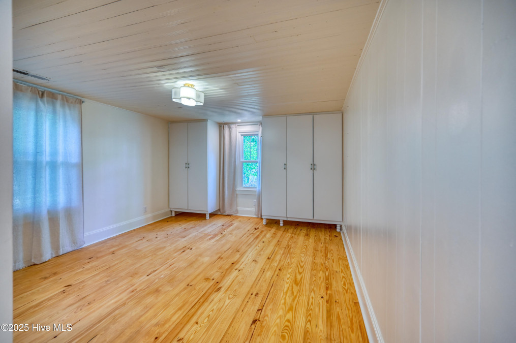 2121 Gibson Ave Wilmington, NC 28403