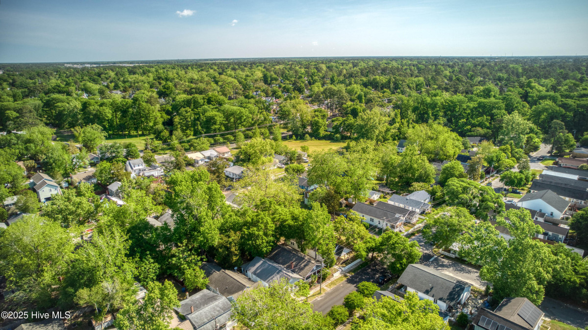 2121 Gibson Ave Wilmington, NC 28403