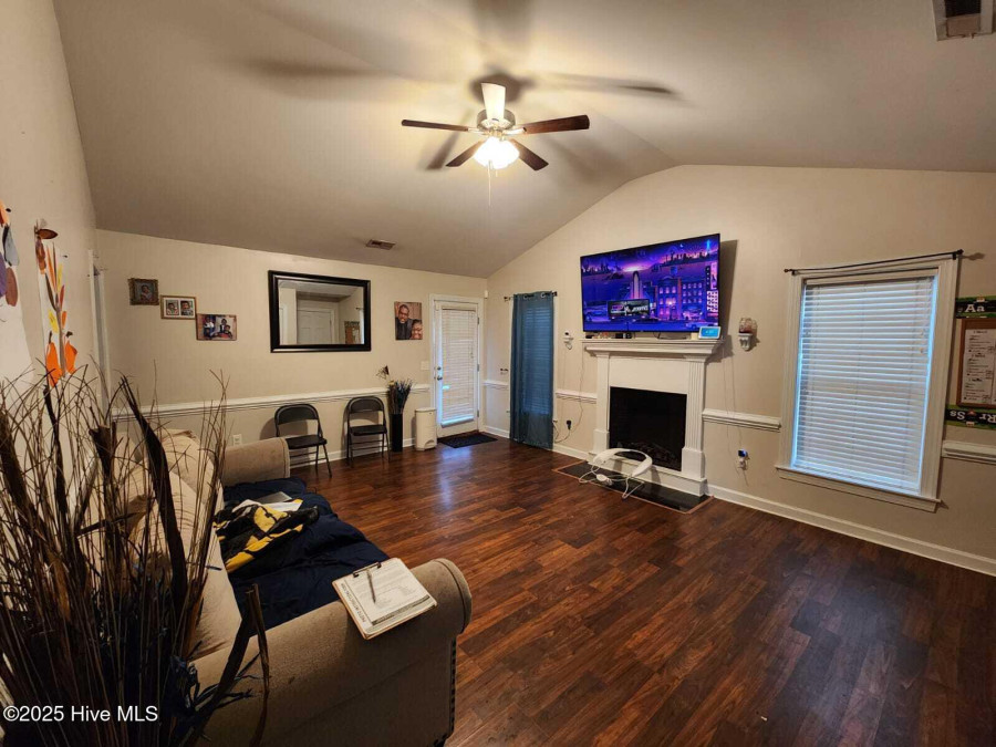 3705 Tifgreen Dr Greenville, NC 27834
