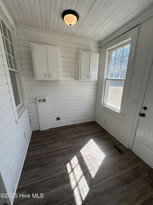 325 Covington St Laurinburg, NC 28352