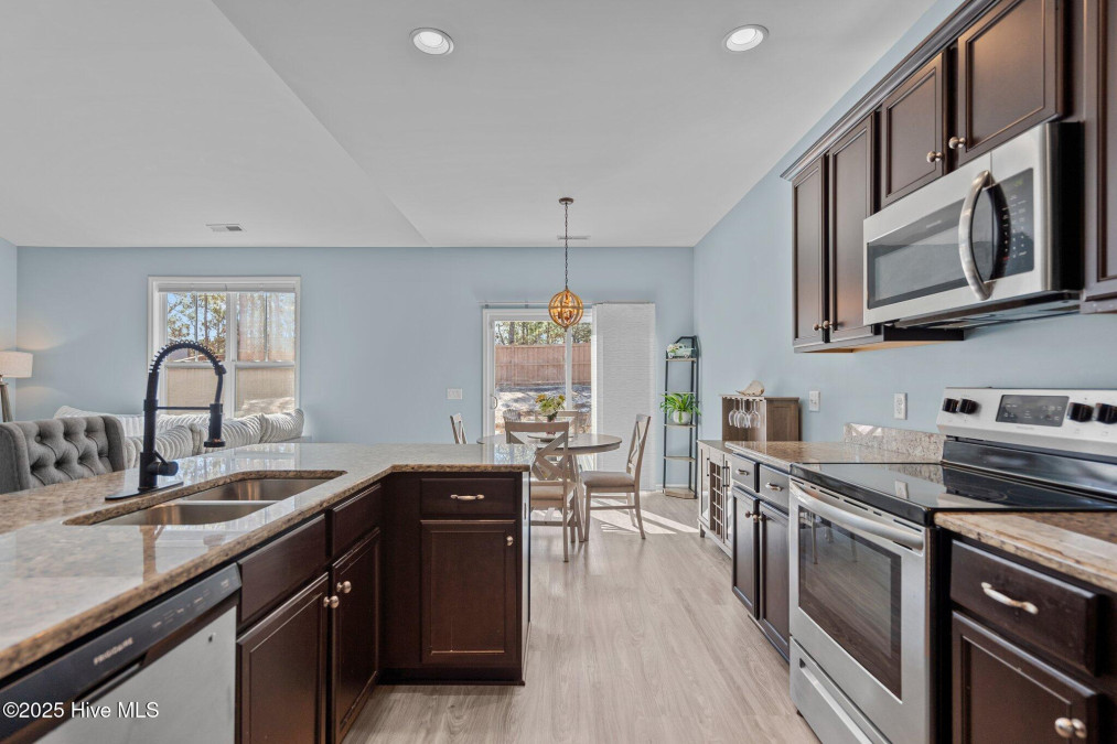 477 Lehigh Rd Wilmington, NC 28412