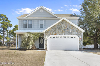 102 Bobwhite Cir Cape Carteret, NC 28584