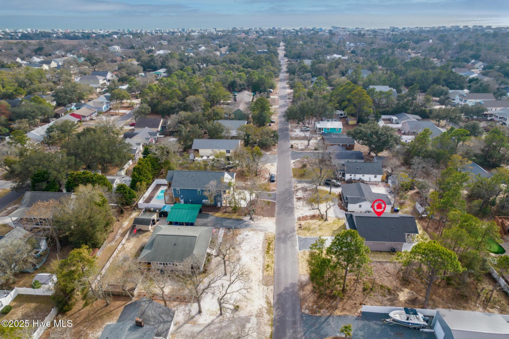 147 18th St Oak Island, NC 28465