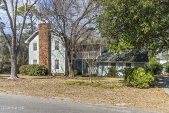 610 Columbia Ave Carolina Beach, NC 28428
