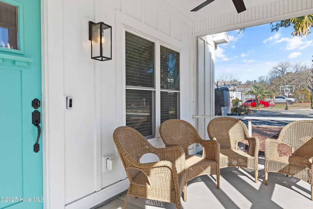 1740 Ocean View Dr Ocean Isle Beach, NC 28469