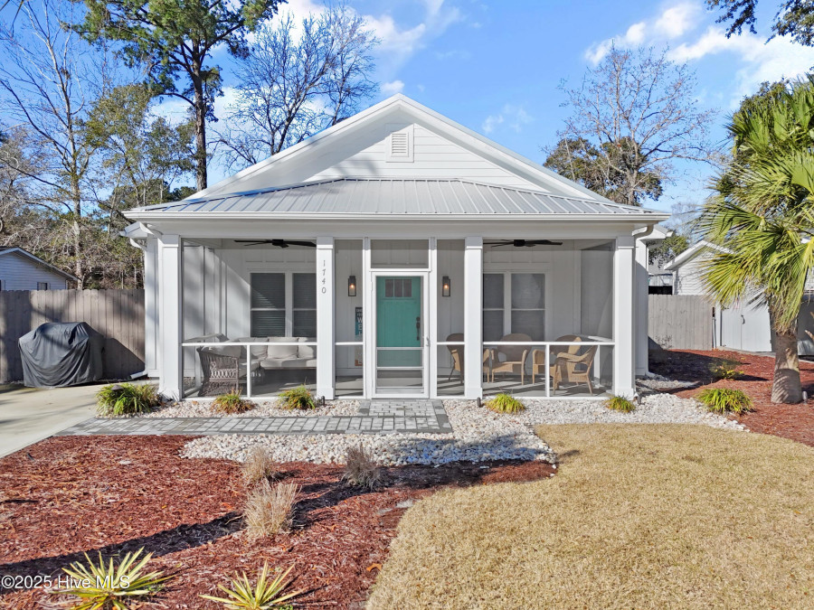 1740 Ocean View Dr Ocean Isle Beach, NC 28469