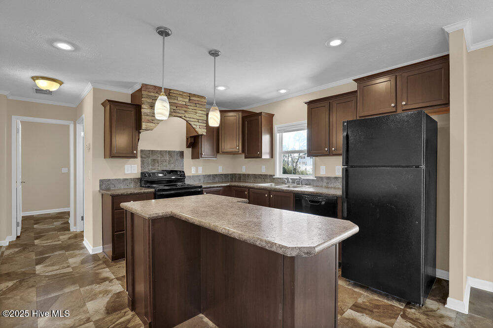 136 Cedar Hollow Ln Sneads Ferry, NC 28460