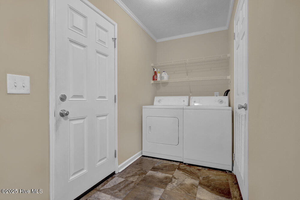 136 Cedar Hollow Ln Sneads Ferry, NC 28460