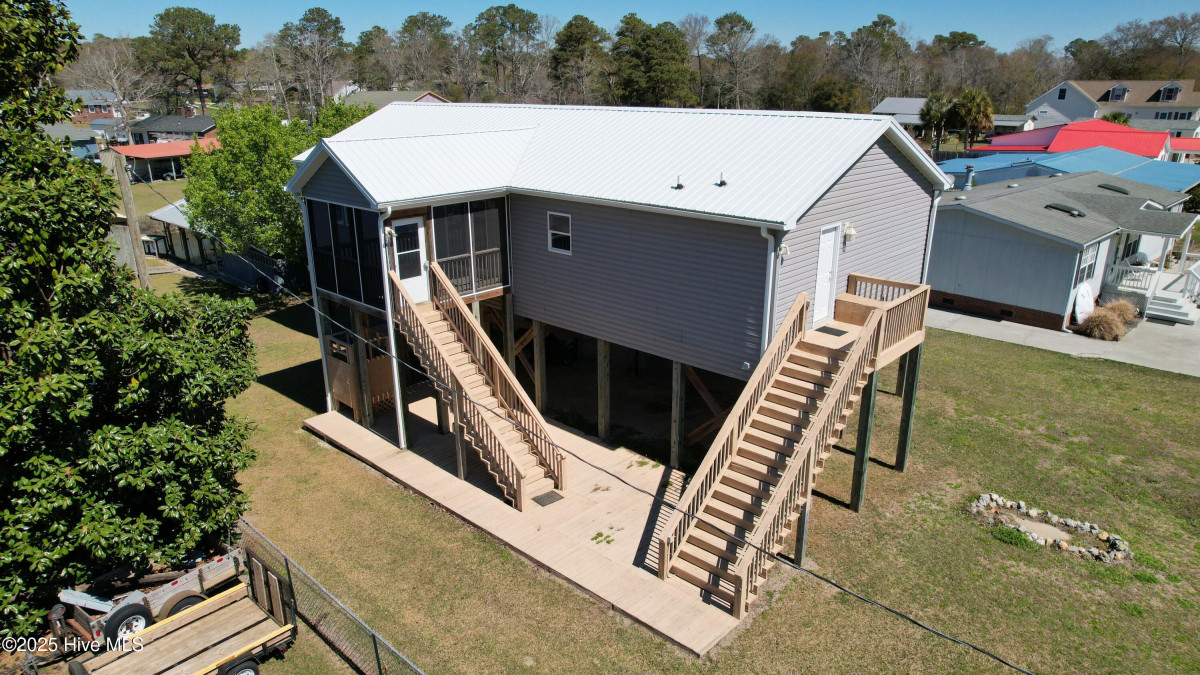 136 Cedar Hollow Ln Sneads Ferry, NC 28460