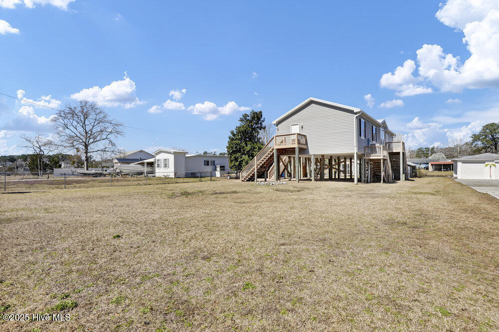 136 Cedar Hollow Ln Sneads Ferry, NC 28460