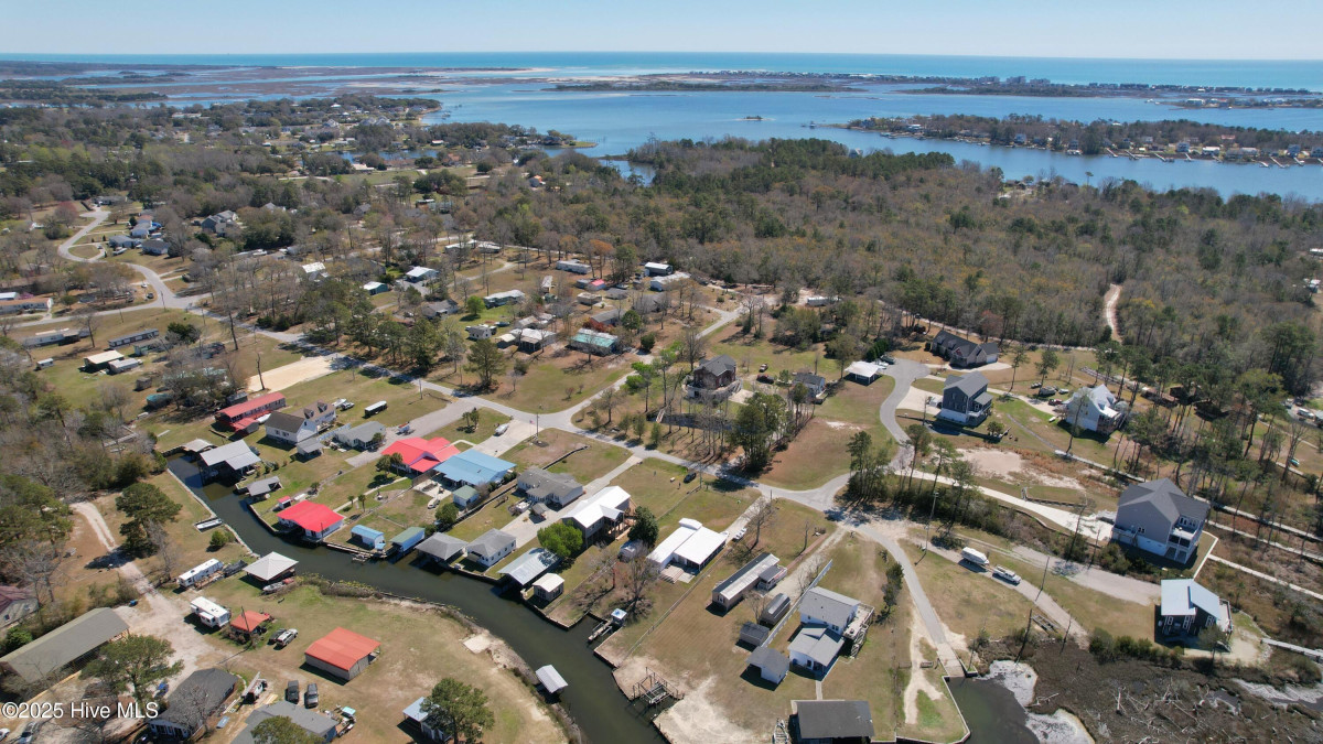 136 Cedar Hollow Ln Sneads Ferry, NC 28460