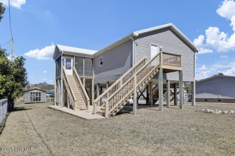 136 Cedar Hollow Ln Sneads Ferry, NC 28460