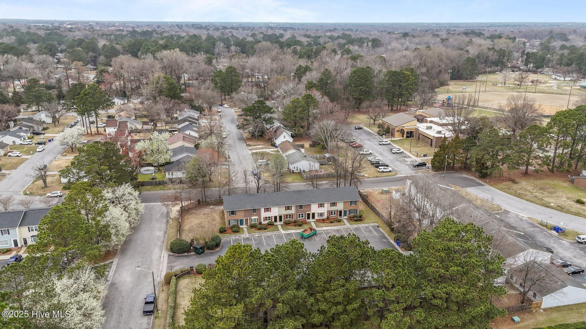101 David Dr Greenville, NC 27858