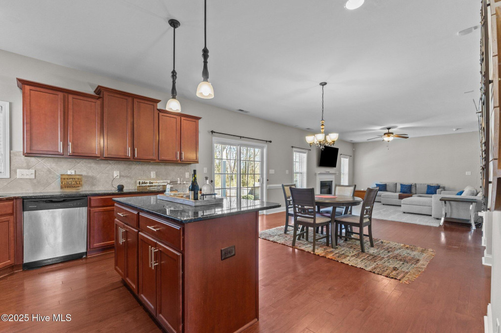 183 Ganton Dr Raeford, NC 28376