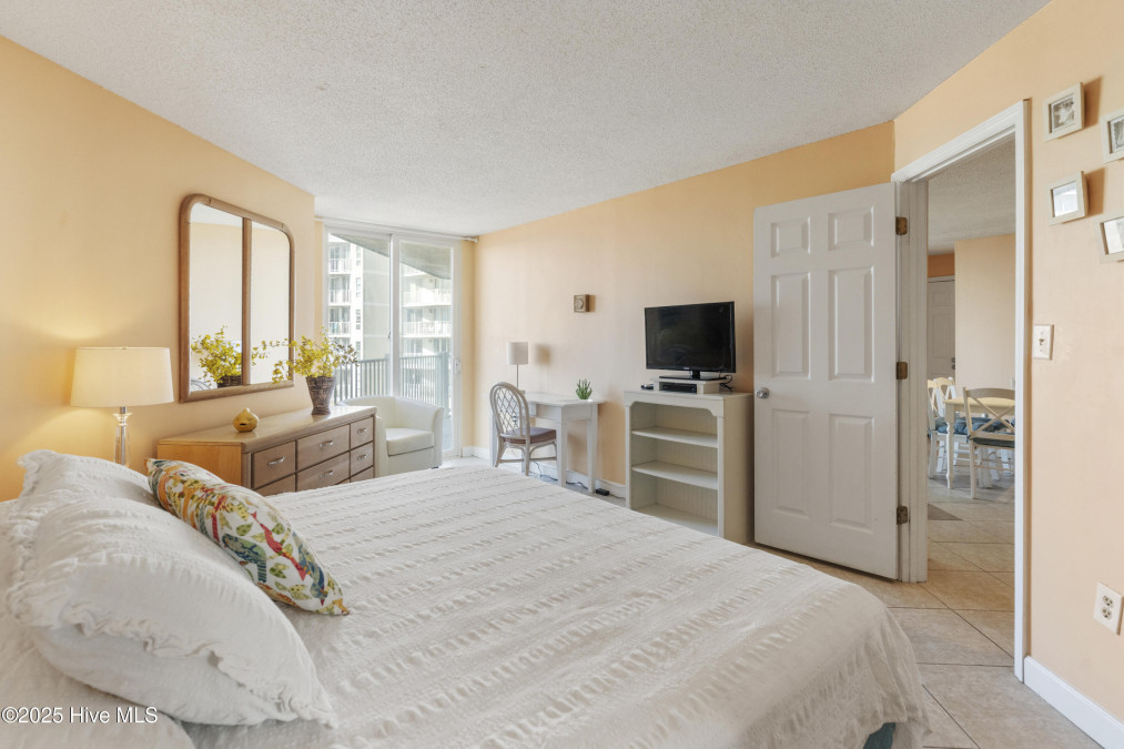 2000 New River Inlet Rd North Topsail Beach, NC 28460