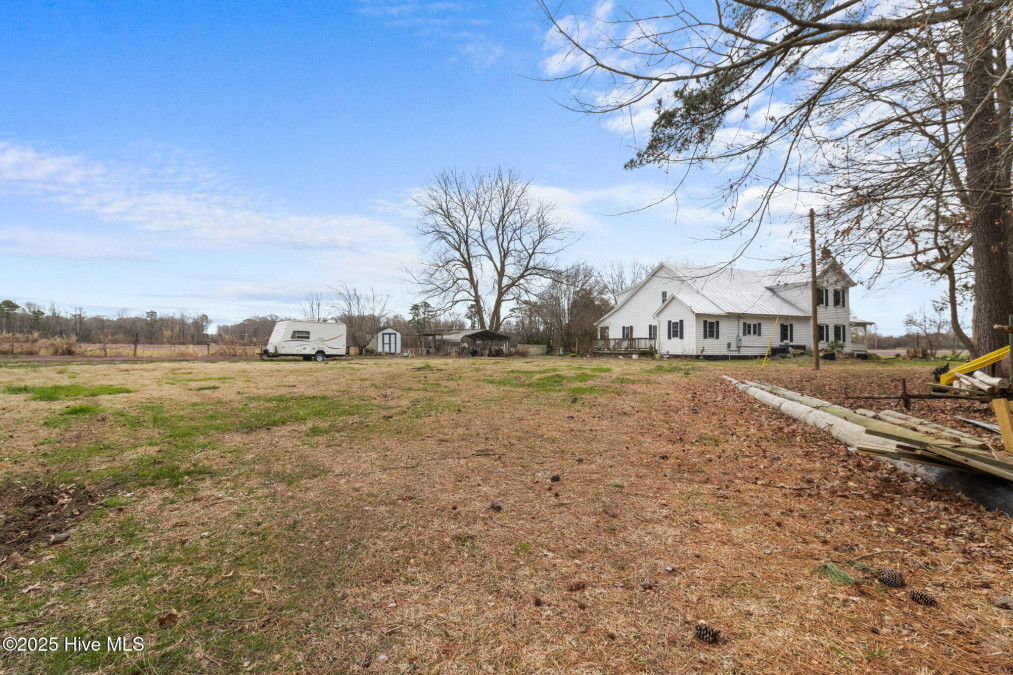 703 Burnt Mill Rd Hertford, NC 27944