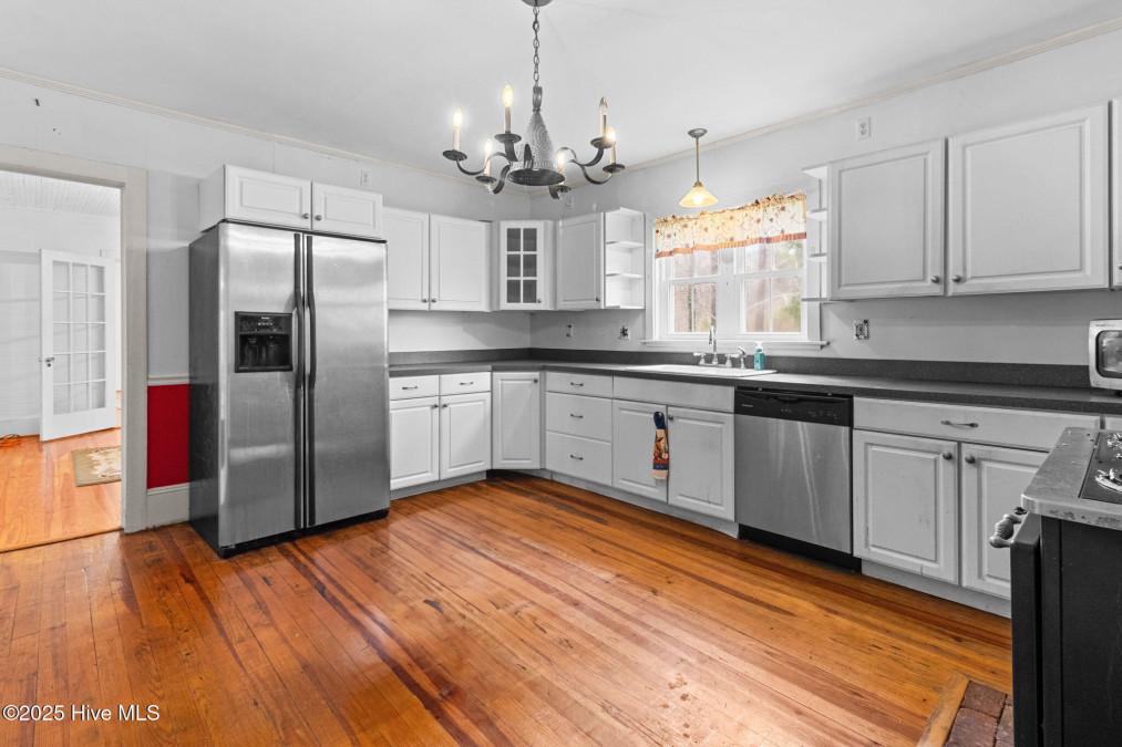 703 Burnt Mill Rd Hertford, NC 27944
