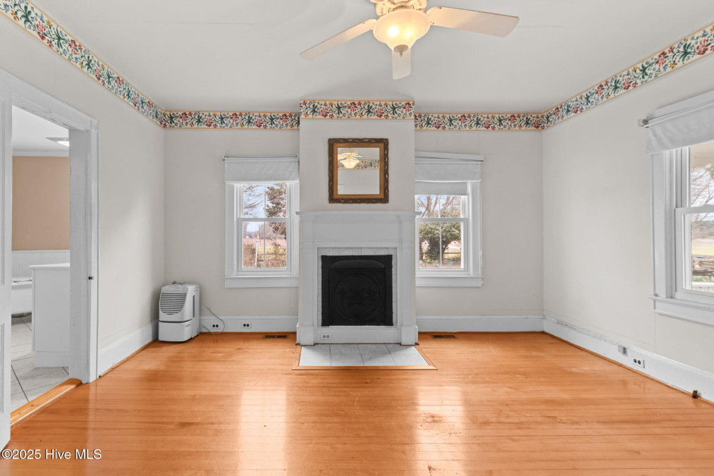 703 Burnt Mill Rd Hertford, NC 27944
