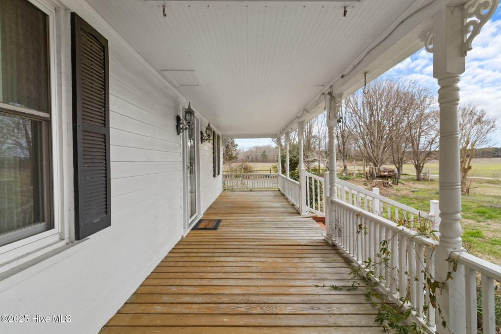 703 Burnt Mill Rd Hertford, NC 27944