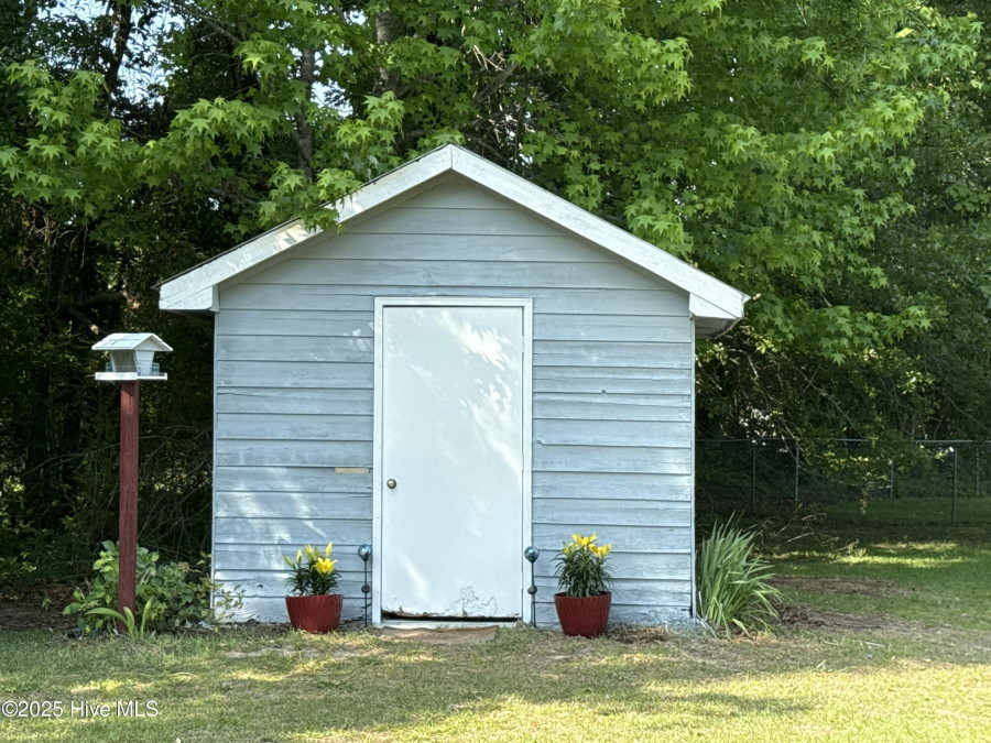 3206 Deer Path Cir New Bern, NC 28560