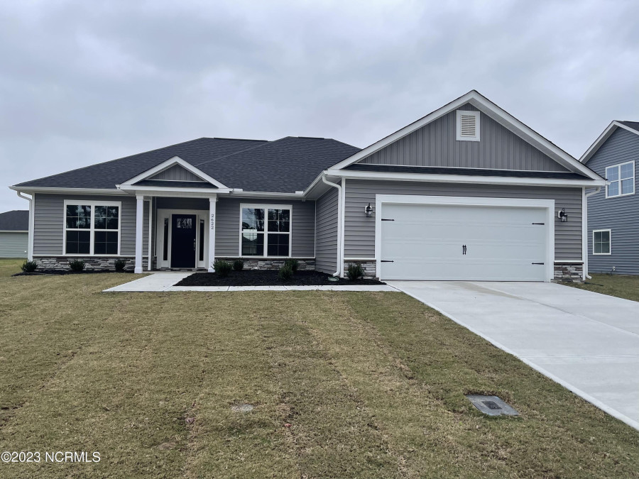410 Lemonade Ln Grimesland, NC 27837