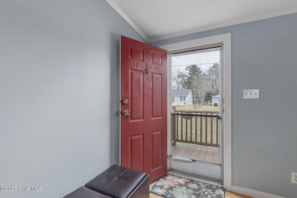 122 Lejeune Rd Cape Carteret, NC 28584