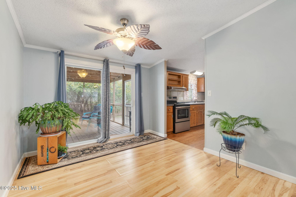 122 Lejeune Rd Cape Carteret, NC 28584
