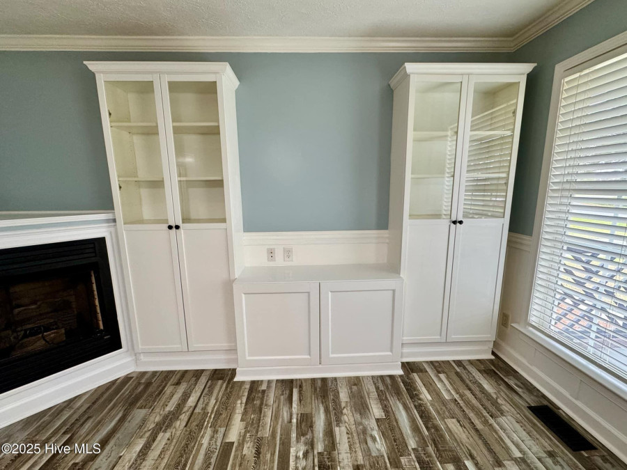 2726 Saint John Cir Kinston, NC 28504